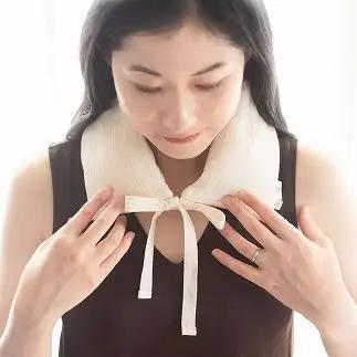 《首肩用》ao×accos 魚沼産コシヒカリで作った米ぬか玄米カイロ　ストライプ【米ぬか 玄米 魚沼産コシヒカリ カイロ 天然素材 ギフト 雑貨 日用品】