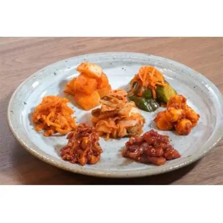 本場韓国の味!全て手作り本格キムチ定番セット　白菜(400g)きゅうり(350g)大根(350g)【配送不可地域：離島】【1467296】