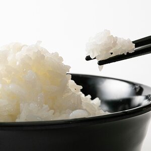 【毎月定期便】大江山蛇紋岩成分の影響を受けたミネラル豊富な棚田で育ったコシヒカリ精米5kg全3回_ 精米 米    コシヒカリ 米 こしひかり  定期便 定期便  _【4057576】