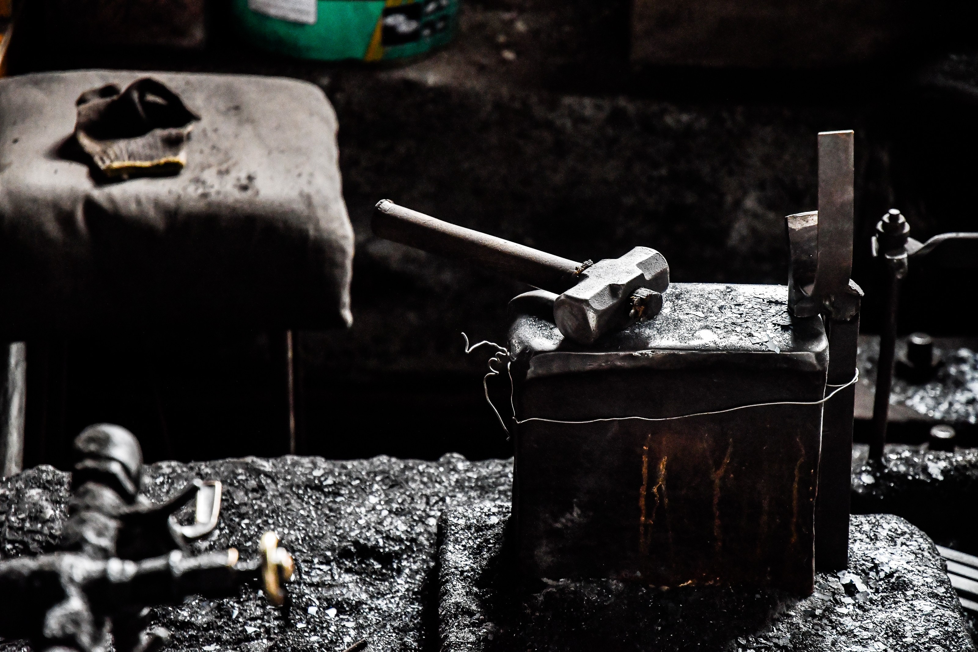 皮剥(ペティ)(白紙2号ミガキ)(4寸120mm) ＜石川刃物製作所＞【宮城県加美町】包丁 中新田打刃物 伝統工芸品 職人