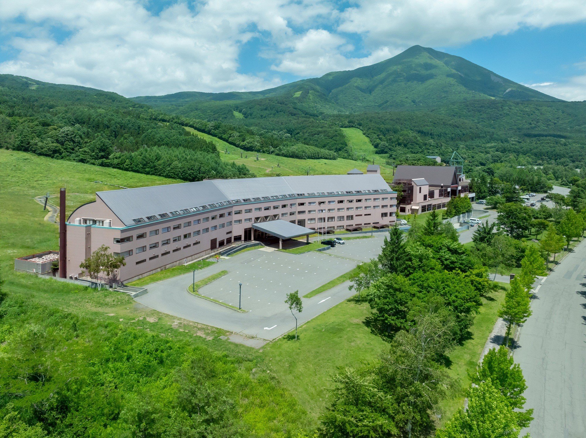 
星野リゾート 磐梯山温泉ホテル　宿泊ギフト券（10,000円）
