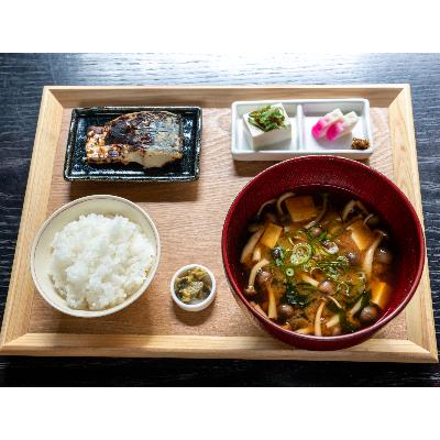 ふるさと納税 舞鶴市 大阪屋の麹で作る手前味噌セット |  | 03