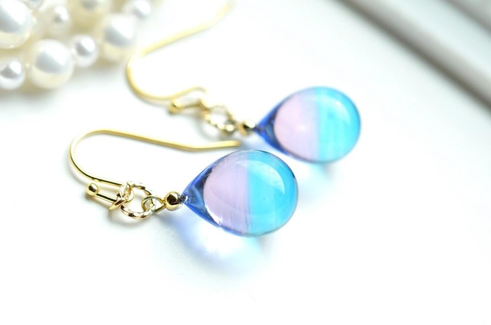 
                  【Soukore】ガラス・さくら咲く青空ピアス
                