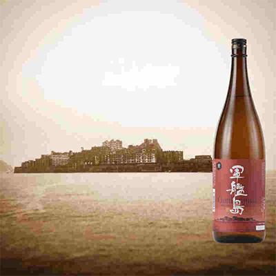 ふるさと納税 長崎市 【発送月固定定期便】麦長崎焼酎飲み比べセット/九州魂 軍艦島 720ml 2本箱入 全4回 |  | 02