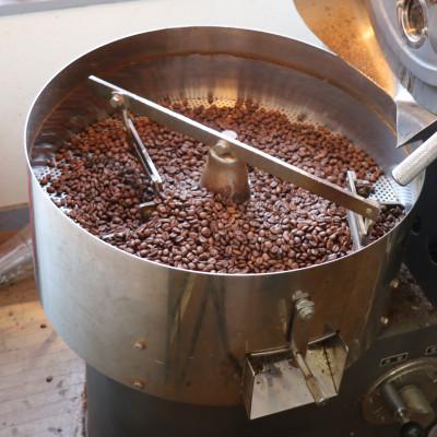 ふるさと納税 吉岡町 【のし付き】オリジナルブレンドコーヒー(豆)200g×2種詰め合わせ[ハーバー/吉岡] |  | 02