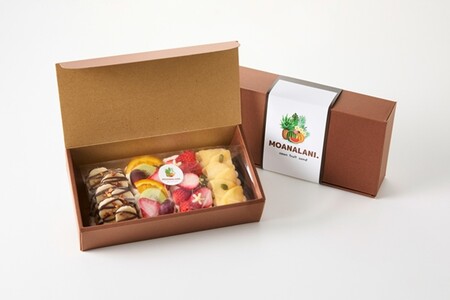 【フルーツサンド】旬のフルーツたっぷりフローズン オープンフルーツサンド ４個　＜ケーキみたいなオープンフルーツサンド＞