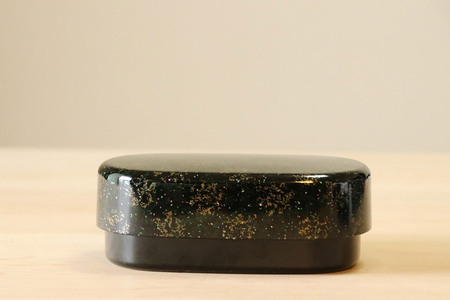 津軽塗 弁当箱 [唐塗 貝蒔 黒]