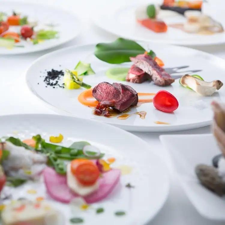 旅行 利用券 皿の上の自然 il Gastro Sara　宿泊ご利用券（9,000円分）南の島の泊まれるレストラン｜沖縄県 恩納村 宿泊 チケット 人気 おすすめ