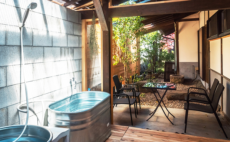 宿泊券 築100年古民家1泊2日宿泊券（素泊まり）・プライベートサウナ利用券 チケット 旅行券 サウナ 利用券 体験チケット 旅行 宿泊 ととのうプライベート空間 プライベートサウナ 施設利用券 長野 上田市