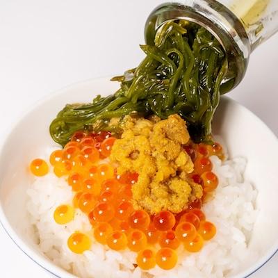 ふるさと納税 宮古市 海鮮丼の具 川秀瓶ドンウニ6本セット (ウニ イクラ メカブ) 小分け お手軽 冷凍 海鮮丼 三陸 |  | 01