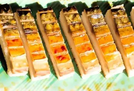 焼きさば寿司（10切れ×３本）１本330g～350g 冷凍 食品 焼き鯖寿司 鯖寿司 さば寿司 押し寿司 惣菜 おかず おつまみ グルメ 海鮮 魚介 お寿司 すし 和食 薬味 おいしい【R01613】