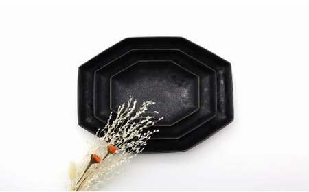 有田焼 食材の彩りを引き立てる上品な黒 / 長八角皿SMLセット 深海三龍堂 食器 おしゃれ 黒い器 黒い皿 ワンプレート 角皿 金善 30000円 3万円 A30-714