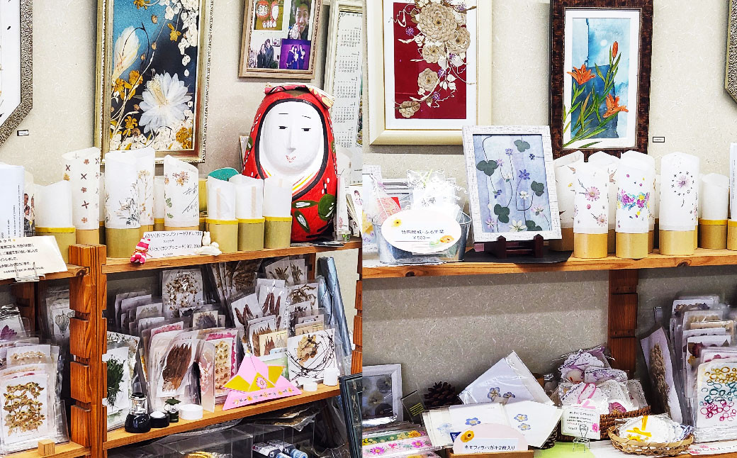 【おし花工房いちりん草】のおし花で手づくり体験～花あかり（小）～