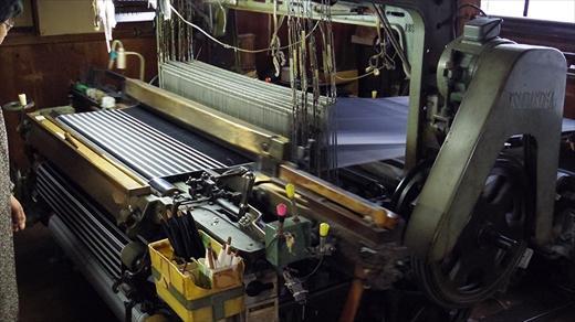 郡内織物「富士桜工房」シルクネクタイ 麻の葉 白緑