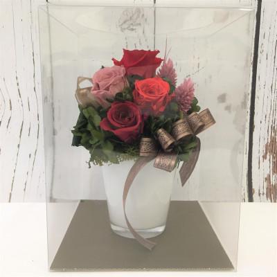 ふるさと納税 釧路町 プリザーブドフラワー アレンジメント 赤色のバラ＜老舗の花屋さんの手づくり/ギフト用＞ |  | 01