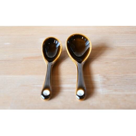 有田焼 洋食でも使いやすい！磁器製 ブラウンスプーン（大 / 小） セット【徳永陶磁器】  有田焼 磁器製 ブラウン スプーン スープ カレー 大活躍 ギフト プレゼント セット cp053_イメージ