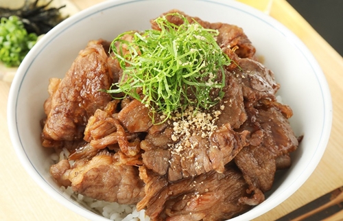 （冷凍）お得！色んな部位「松阪牛切り落とし」約600g（300ｇ×2） ／ 冷凍 和牛 松阪牛 カレー 牛煮込み 三重県 大台町