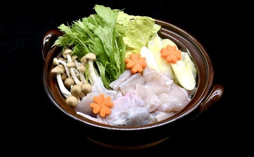 【ふるさと納税】国産　とらふぐセット　鍋用＆刺身 / 鍋・唐揚用　（切り身・アラ）【丸三水産】