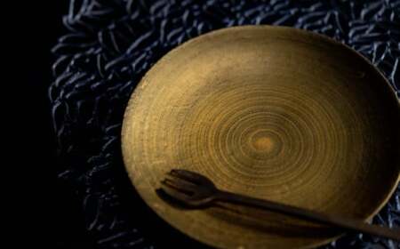【煌めきの一枚が特別を演出】有田焼 麟 Lin 15.5cm 小皿 2枚セット (Gold)【金照堂】プレート 小皿 食器 ハレの日 おもてなし 有田焼 ディナー 金色 ゴールド A27-13