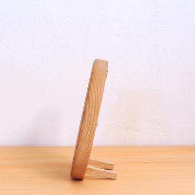 ふるさと納税 下呂市 まるい写真立て 掛け置き兼用・L版サイズ・縦置き【クリ材使用】【大鹿野工房】【89-10】 |  | 02