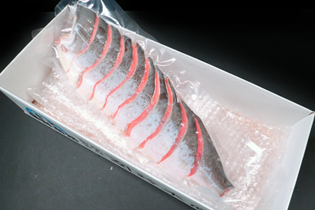 天然甘塩紅鮭半身(半身真空・切り身加工済み) G-11056