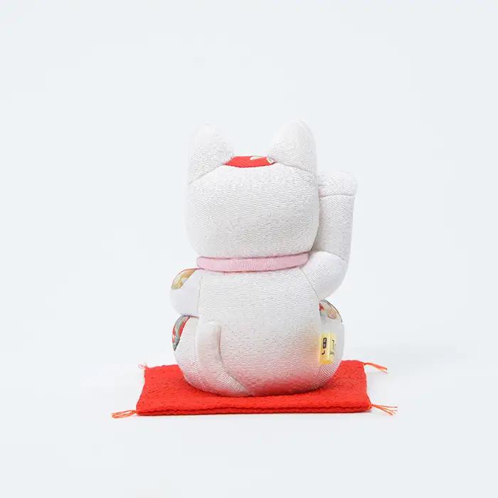 木目込人形（招き猫・風水（中）白） | まねきねこ 猫 飾り物 人形 置物 ちりめん 伝統工芸 縁起 開運招福 千客万来 商売繁盛 金運 インテリア プレゼント 雑貨 可愛い 柿沼東光 クールジャパン