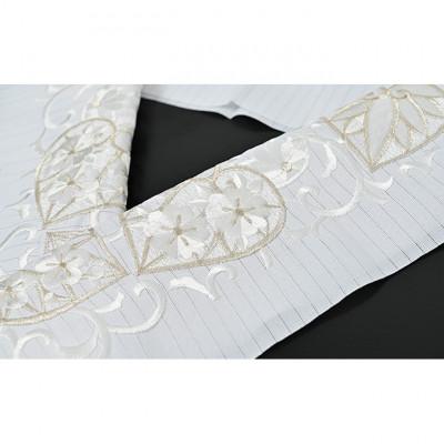 ふるさと納税 伊丹市 半衿　絽　夏物　白地に白と銀の糸での刺繍　葵の柄[54030265] |  | 03