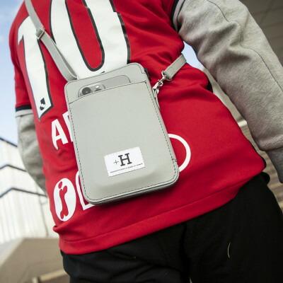 ラフテール【karami 空身】スマートフォンショルダー　銀鼠(グレー)　　【1525255】