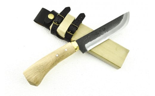 晶之作 土佐鍛 狩猟刀 猪鹿刀 150 土佐オリジナル白鋼 真鍮丸輪 | ナイフ キャンプ アウトドア 打刃物 土佐 鉈 剣鉈 なた 職人 山林 狩猟 熊 刃物 薪割り ハンドメイド 釣り 伝統 工芸 高知県 南国市