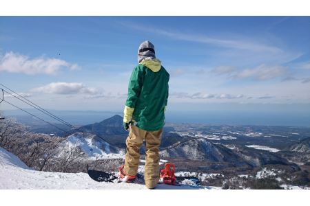 DW-01　“海の見えるゲレンデ”だいせんホワイトリゾート一日滑り放題！