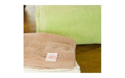 
                  【いとやのタオル】ペルーコットン バスタオル1枚・フェイスタオル2枚のセット[0144]
                