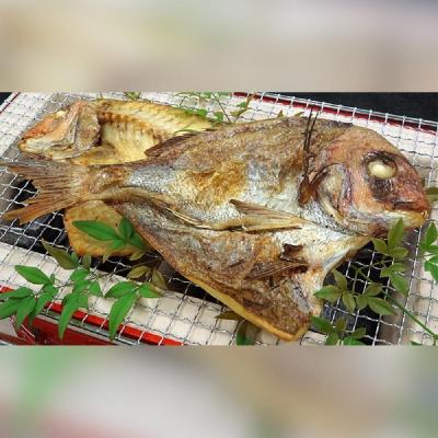 ふるさと納税 徳島市 天然鳴門鯛　一夜干し(250g ×3枚)冷凍【AQ008】 |  | 01