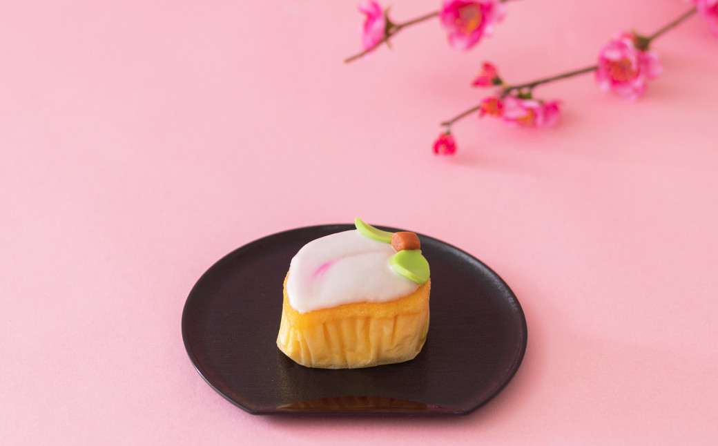 
            こもも 6個入 手作り 桃かすてら かすてら カステラ こもも お菓子 菓子 個包装 小分け ひな祭り 桃の節句 ギフト 贈答 贈り物 長崎 スイーツ デザート 洋菓子 和菓子 和洋菓子 お土産 白水堂 九州
          