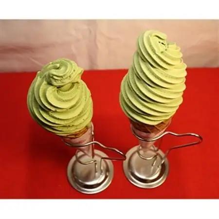 くしろ夕焼けのほうじ茶(100g)×8個と抹茶ソフト引換券2枚付き_お食事券 食事券 チケット 体験 体験型 お茶 スイーツ 北海道 釧路町 釧路超 特産品 _【1120249】