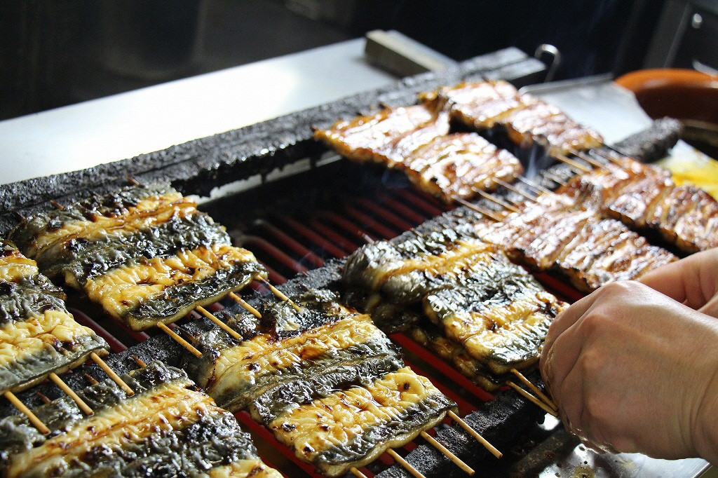 うな繁の味をご家庭でお楽しみください。