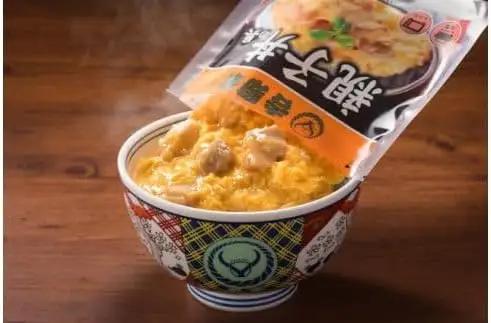 【4ヶ月定期便】【吉野家】親子丼の具(10袋入り)