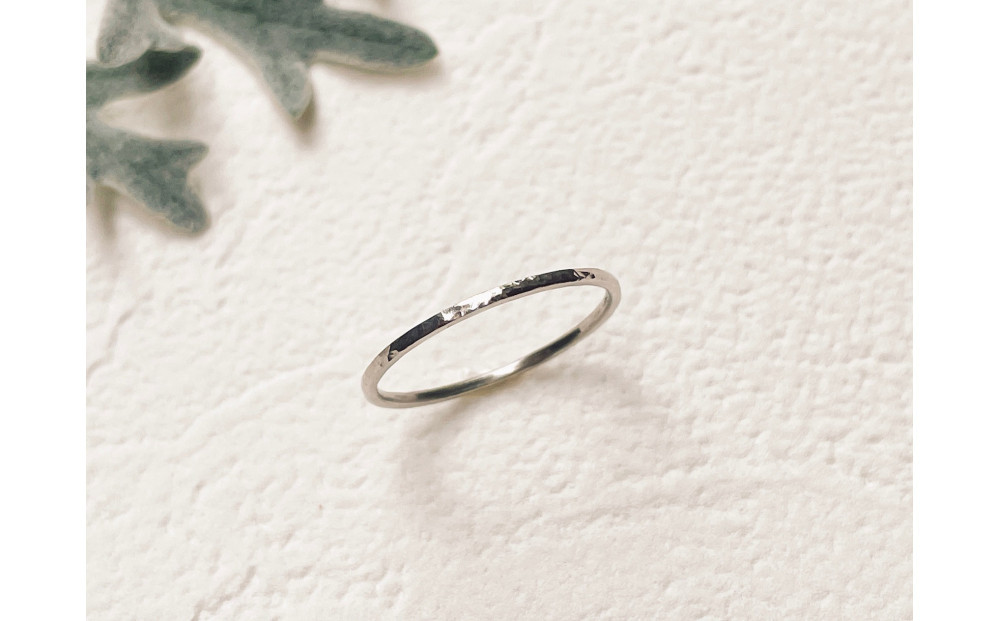 プラチナ 丸つち目 細リング（ハンドメイド）【サイズ：7号】 232238_WW132VC01