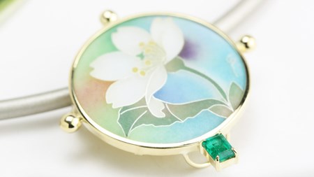 「桜川七宝」ペンダント 青毛桜 ／ 母の日 プレゼント ジュエリー 作家 有線七宝 伝統工芸 森千鶴子 記念 ギフト 贈り物 贈答 [AH015sa]