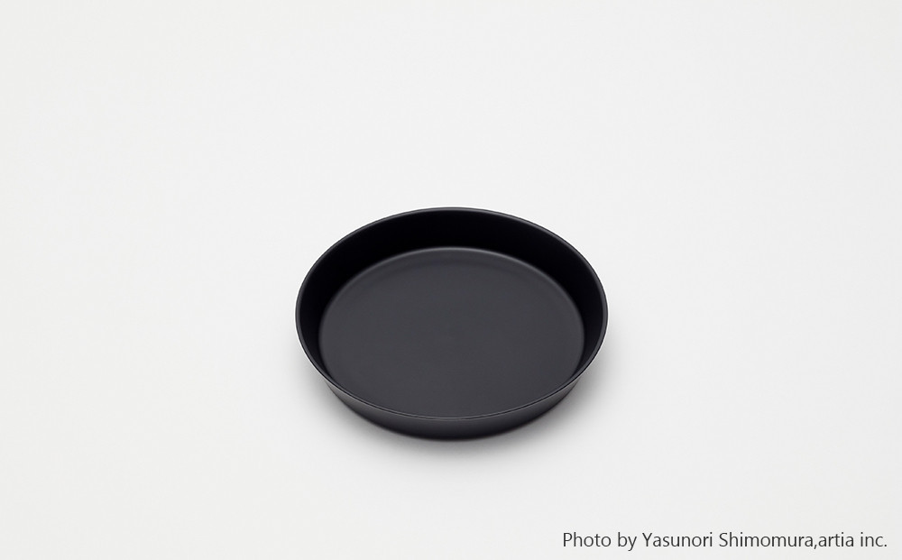 
【有田焼】2016/ Ingegerd Råman Plate 160（Black Matt）
