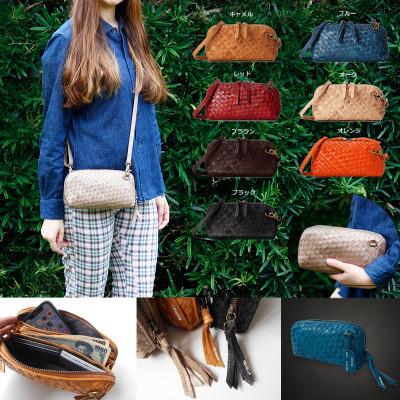 ふるさと納税 牧之原市 しっとり柔らかな高級天然馬革お財布機能 ミニショルダーポシェット(カードホルダー&小銭収納付)レッド |  | 03