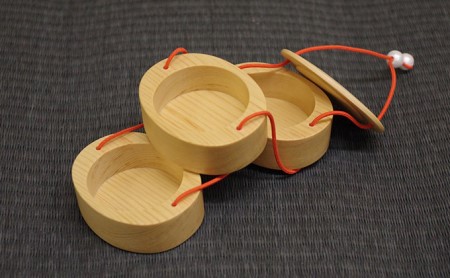 おとも箱 指物益田 小物入れ 薬入れ 薬入れケース アクセサリーケース 収納 薬ケース 小物ケースアクセサリー入れ 持ち運び 携帯用 木製 民芸品 工芸品 伝統工芸品 コンパクト 日用品 雑貨 東京 
