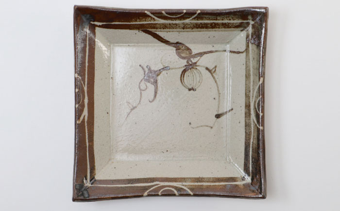 【唐津焼】絵唐津正方形陶板 / お皿 / 佐賀県 / 大杉皿屋窯 [41ABAC003]