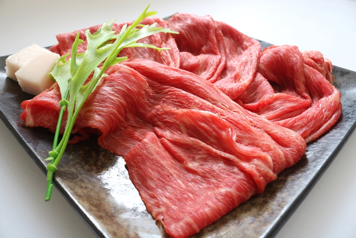チルド 宇陀里牛 薄切り 約400g ／ ふるさと納税 ふるさと 牛肉 400g 牛肉薄切り 牛薄切り すき焼き しゃぶしゃぶ 焼きしゃぶ 黒毛和牛 お中元 暑中見舞い お土産 お歳暮 薄切り すき焼き 正月 奈良県 宇陀市 光福久屋