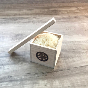 加茂製 日本桐米櫃 被蓋柿渋 （10kg用）《横幅240×全長305×高さ340×板厚15（mm）》無垢  伝統工芸士が手掛ける 米びつ 純国産桐 加茂市 堀敬商事株式会社