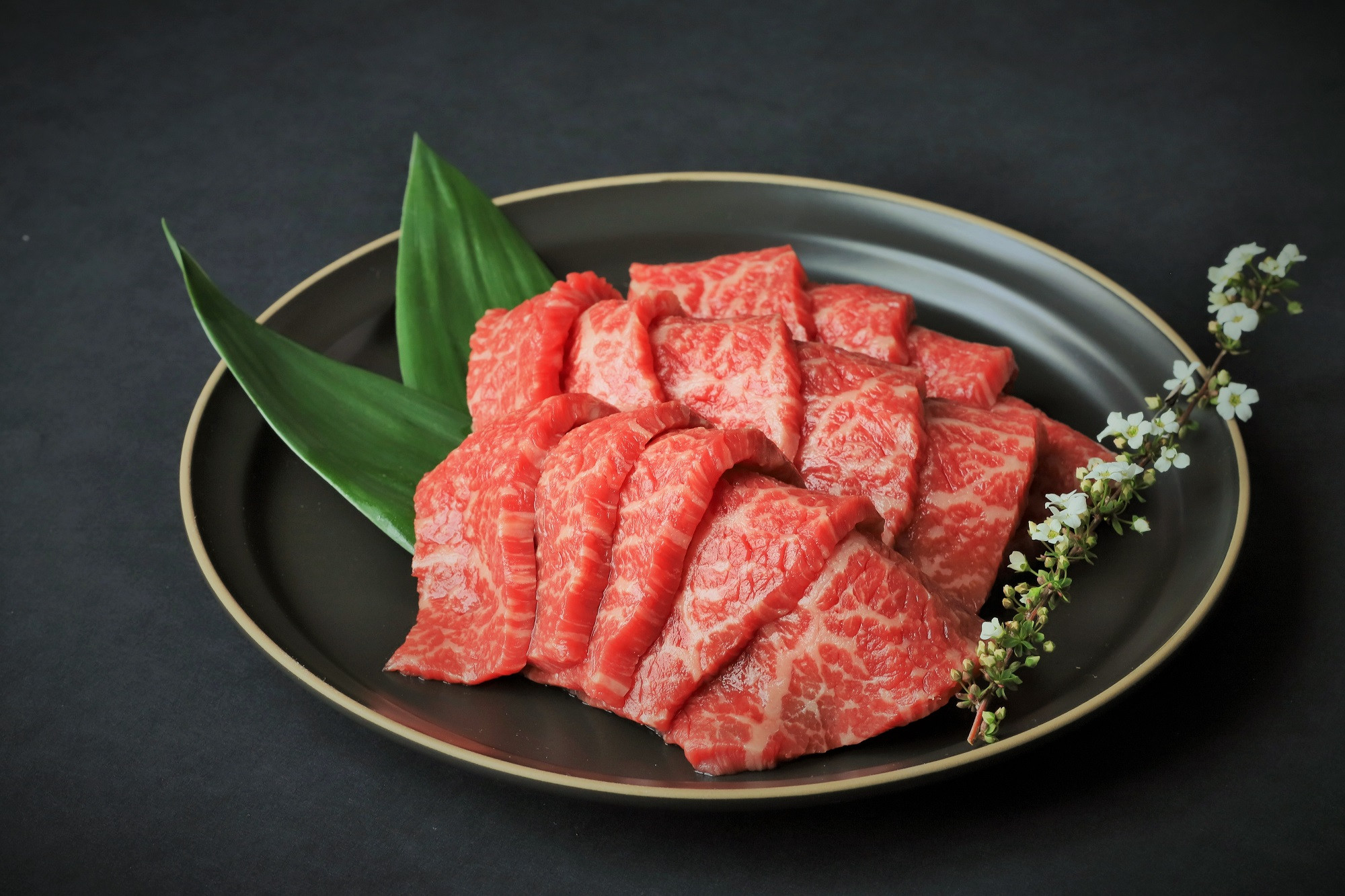 写真は「焼肉用赤身モモ」のイメージ写真です。