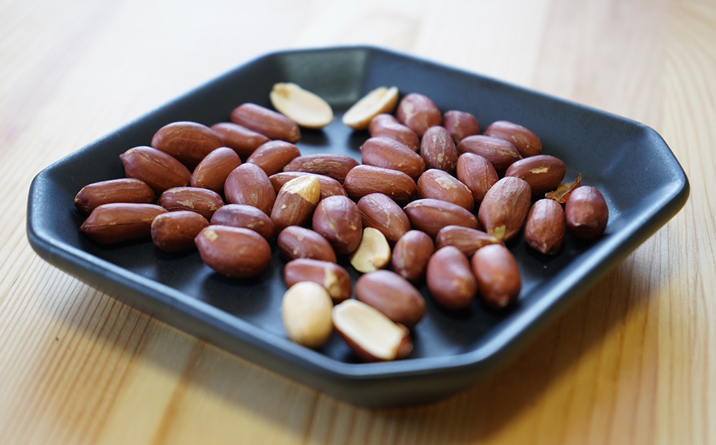 素煎ピーナッツ 4袋 約110g/袋 計約440g | ピーナッツ 落花生 おつまみ ナッツ類 栄養 たんぱく質 食物繊維 自家焙煎 タンパク質 コレステロール 香ばしい お菓子 コーヒータイム お酒