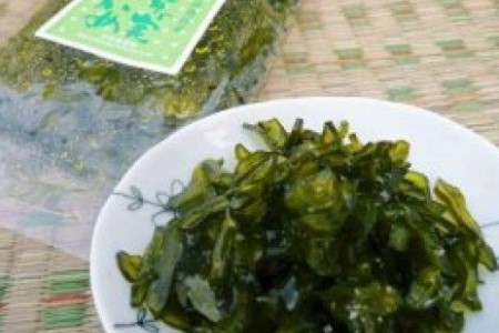 ＜コリコリしてさっぱり味＞しその実わかめ（佃煮）160ｇ×5袋