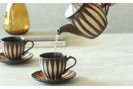 【美濃焼】サンセベリア ティーセット【山功高木製陶】食器 マグカップ コーヒーカップ ティーカップ ティーポット 急須 皿 小皿 ソーサー ペア アジア アフリカ モダン カフェ 癒し コーヒー 紅茶