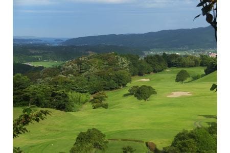 ブルーラインカントリー倶楽部 全日ゴルフプレー券 1名分 (1242)