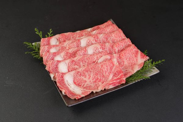 【A5ランク】博多和牛ロースしゃぶしゃぶ・すき焼き用 600g（300g×2パック）【伊豆丸商店】_HA0180